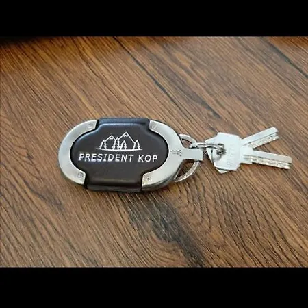 アパート President Kop S9, S3 & A102 *